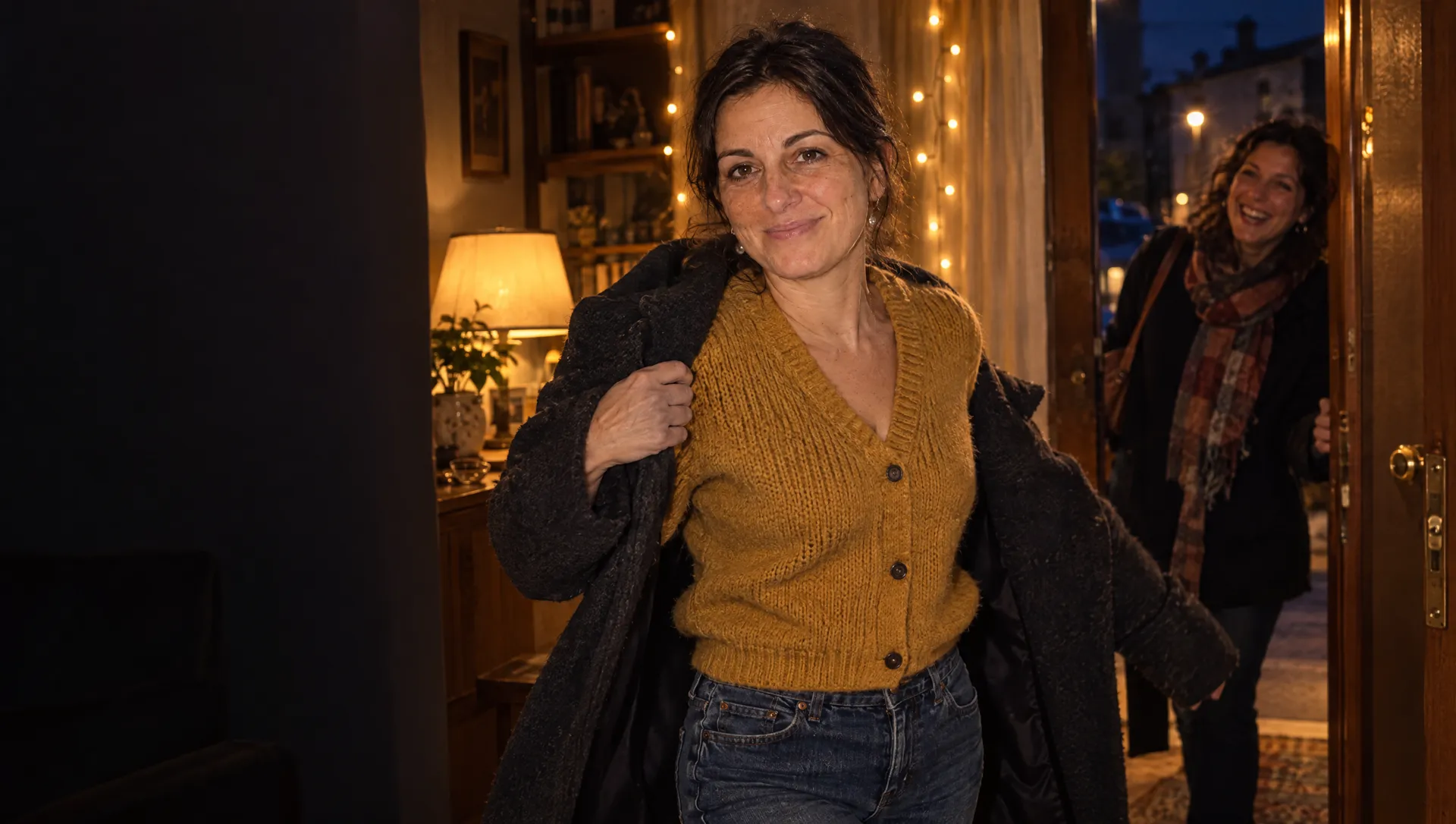 Chiara alle nove di sera esce con un\'amica